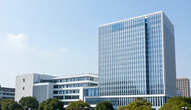 不同规模企业维护策略实施流程分析